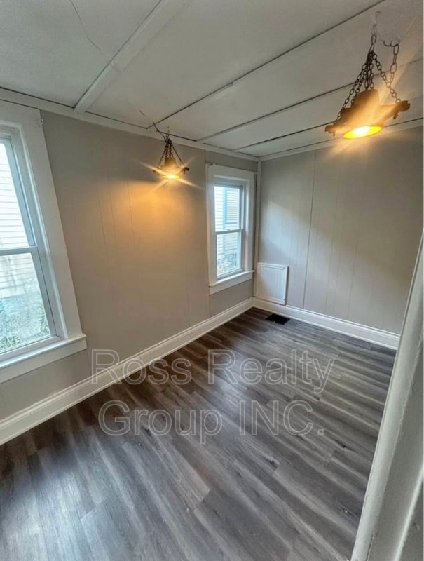 Primary Photo - 1112 Gordon St