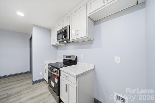 Building Photo - 109 Haddock Rd NW