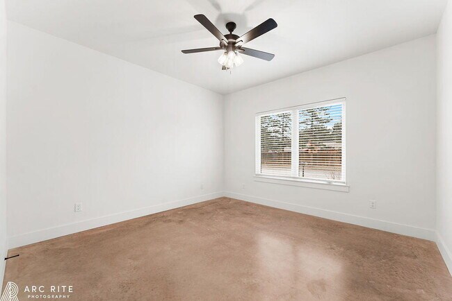 Building Photo - 4529 22nd Pl