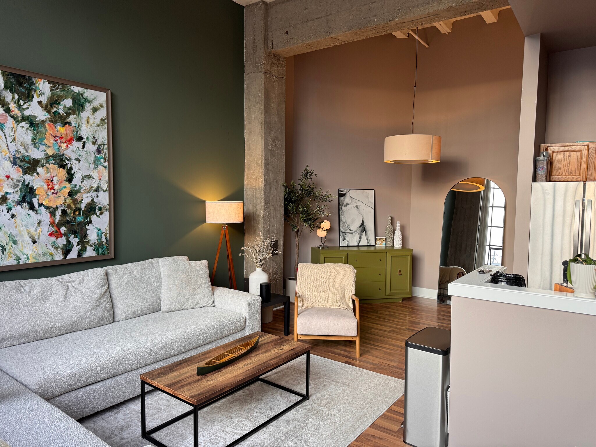 Building Photo - 611 N Park Ave