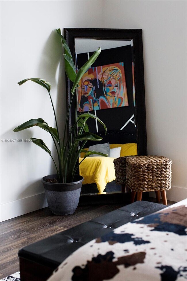 Building Photo - 185 SW 7th St