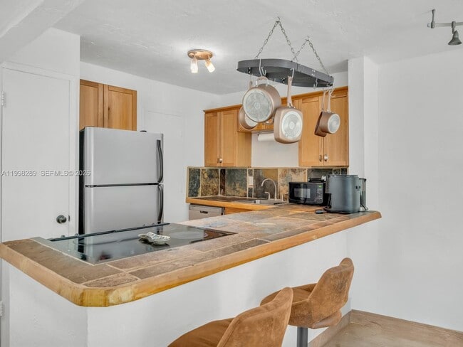 Building Photo - 7403 SW 82nd St