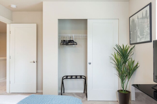 Building Photo - 9827 S 229th Pl