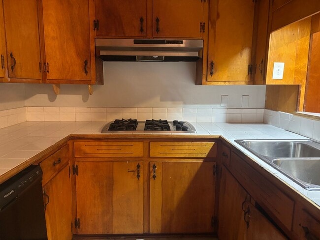 Building Photo - 3160 Bienville Dr