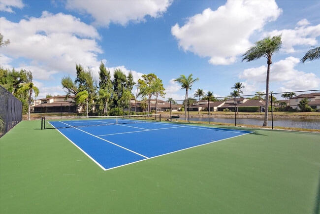 Building Photo - 20929 Boca Ridge Dr W