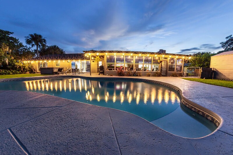 Primary Photo - 709 Fairway Dr