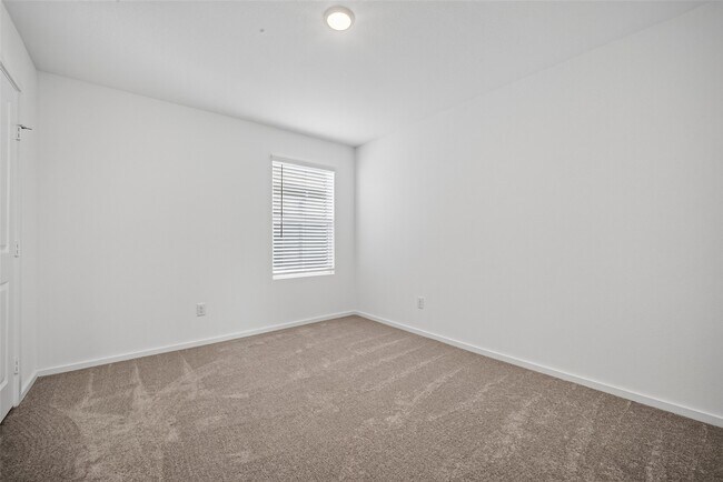 Building Photo - 24657 Monarch Forest Dr