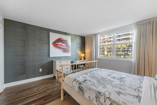 Building Photo - 3450 S Ocean Blvd