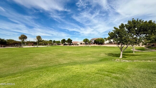 Building Photo - 38184 W Santa Monica Ave