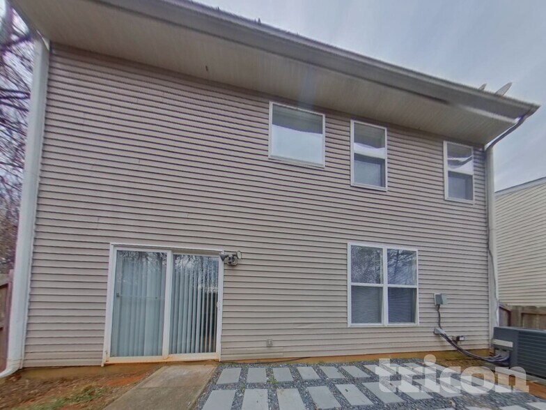 Building Photo - 2435 Cairns Mill Court