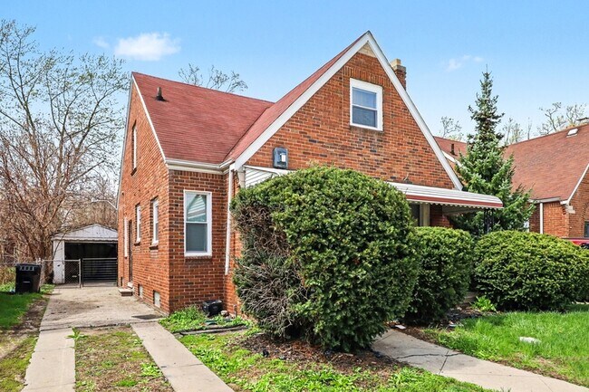 Building Photo - 16605 Freeland St