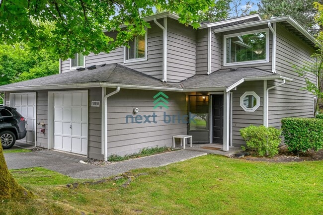 Building Photo - 3 BED & 1.5 BATH FOR RENT