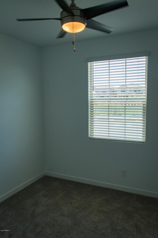 Building Photo - 1106 E Weatherby Way