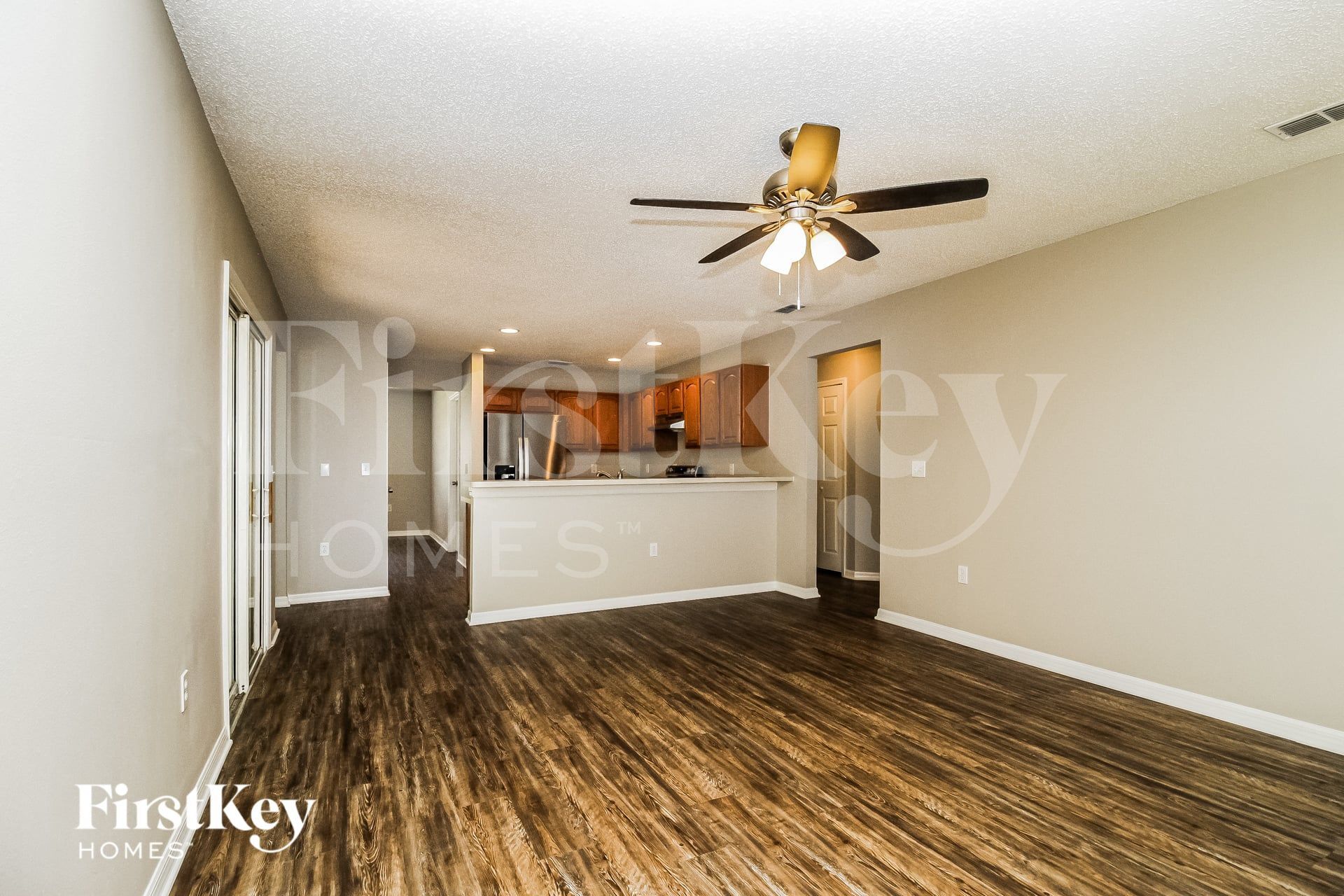 Building Photo - 2579 Coachman Dr