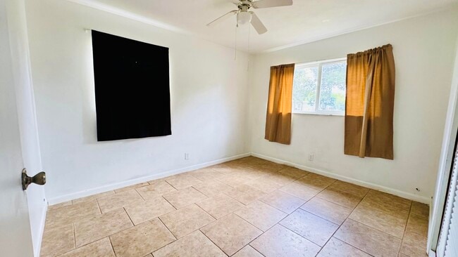 Building Photo - 347 Flagler Blvd