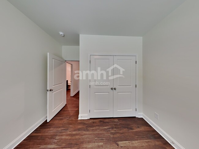Building Photo - 269 Pecan Dr