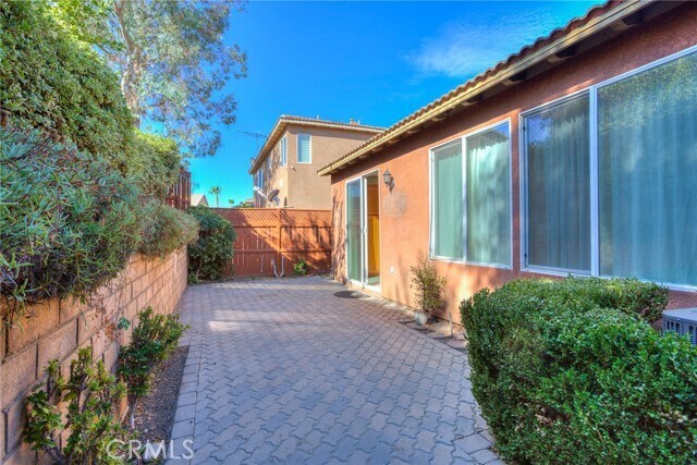 Building Photo - 3879 Bella Villagio Ave