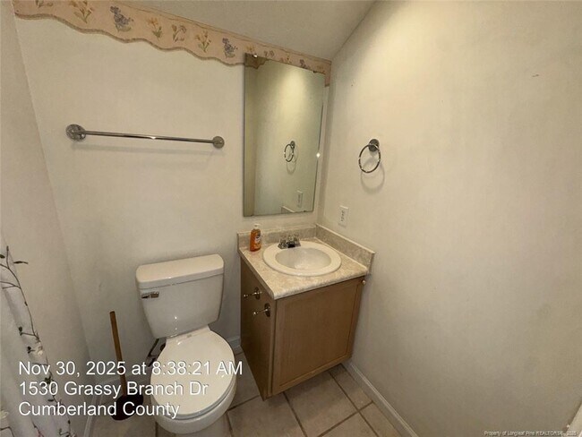 Building Photo - 1530 Grassy Branch Dr