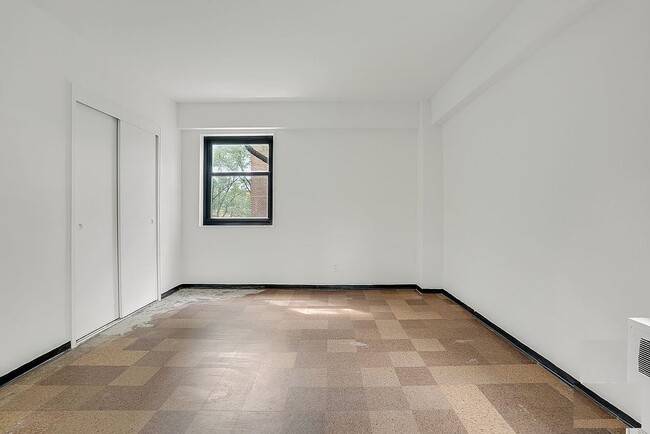 Building Photo - 33-43 14th St