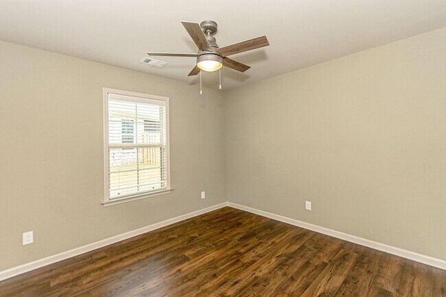 Building Photo - 9872 Bluestone Circle