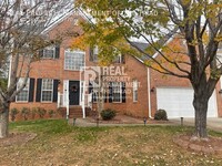 Building Photo - *Move In Special* Spacious 4 Bedroom-3 Bat...