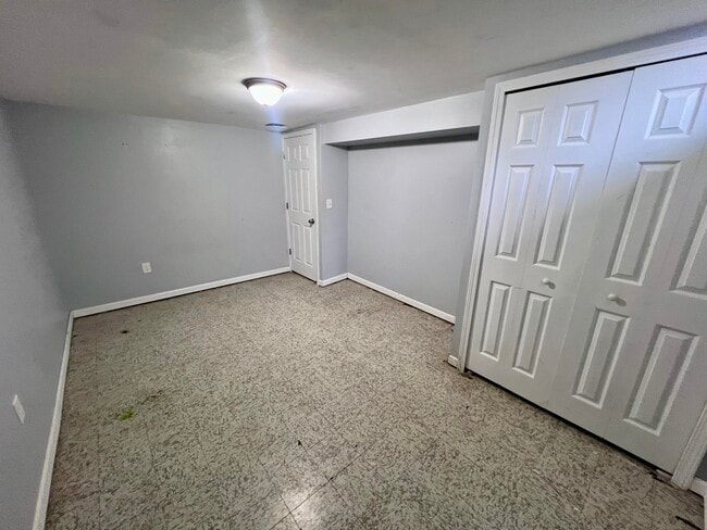 Building Photo - 2252 Winston Dr