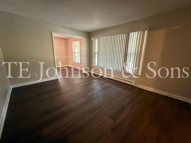 Building Photo - 2722 Winslow Ln