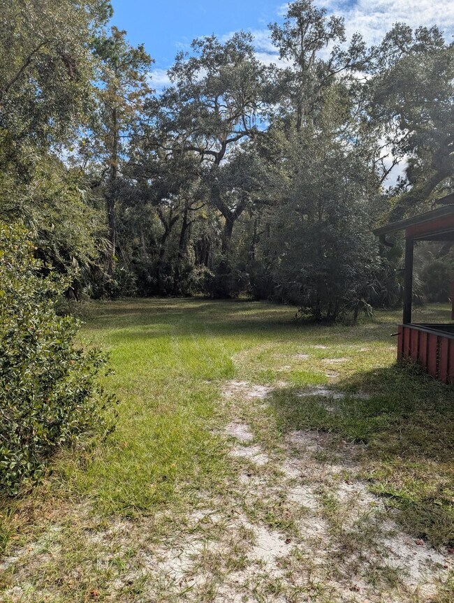 Building Photo - 6060 E Forest Trail Dr