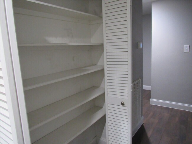 Building Photo - 22710 Leedstown Ln