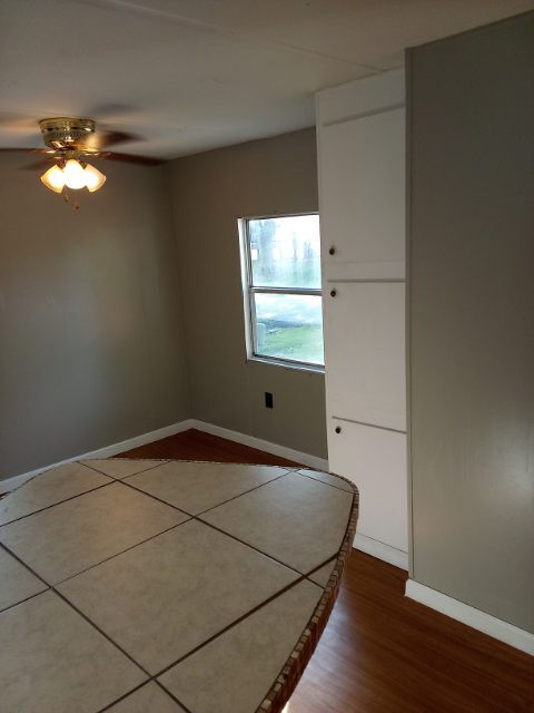 Building Photo - 505 Golden Acres Dr