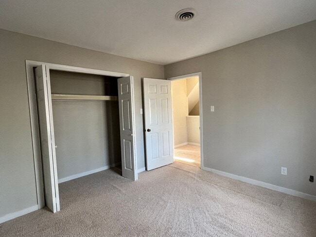 Building Photo - 2508 Crosstimbers Terrace