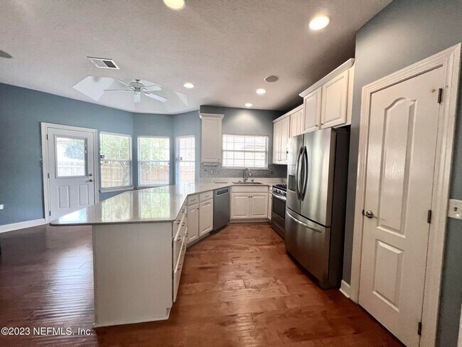Building Photo - 184 Summerfield Dr
