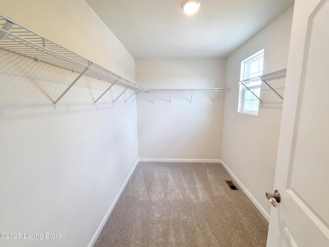 Building Photo - 4121 Bent Creek Dr