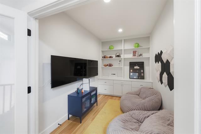 Building Photo - 7340 Syracuse Dr