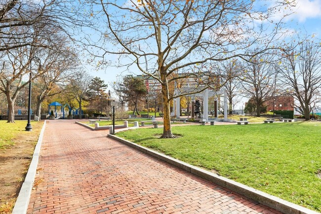 Building Photo - 45 1st Ave