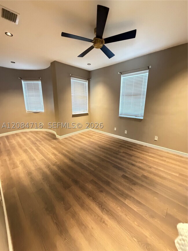 Building Photo - 14044 SW 54th St