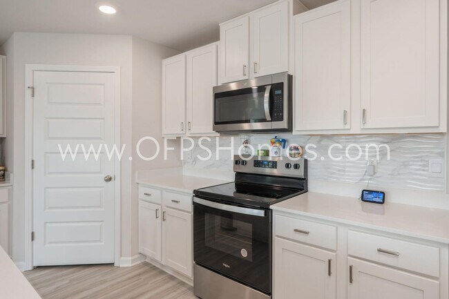 Building Photo - 4627 Naval Ct
