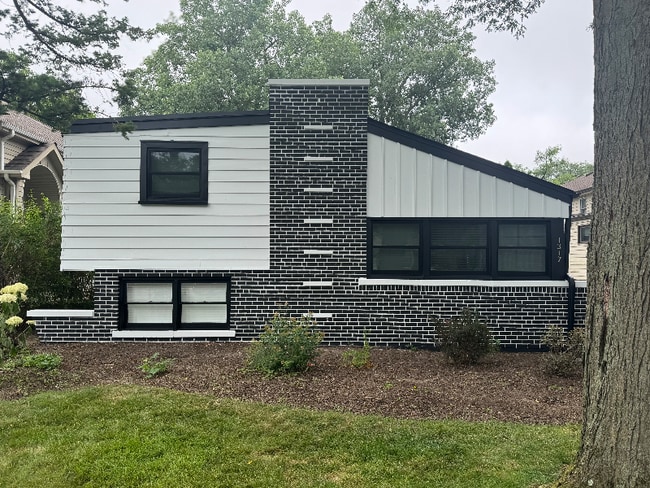 Building Photo - 1317 Ferndale Ave