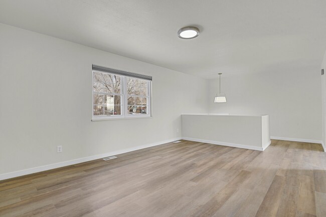 Building Photo - 6615 Athletic Ave