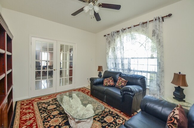 Building Photo - 13823 Eldridge Garden Cir