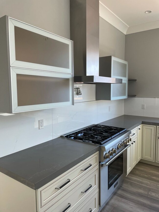 Building Photo - SUNNYVALE - Brand New Construction. 4 Bed 3 Full Bath in Quiet Sunnyvale Neighborhood.