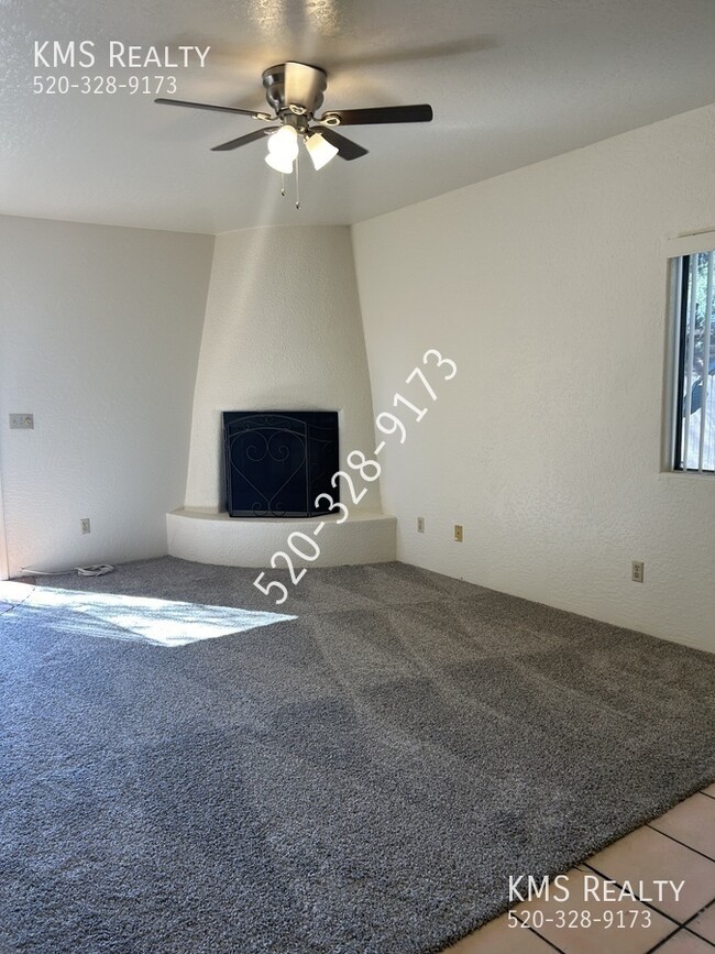 Building Photo - 2 Bed / 2 Bath Home - OWNER/AGENT