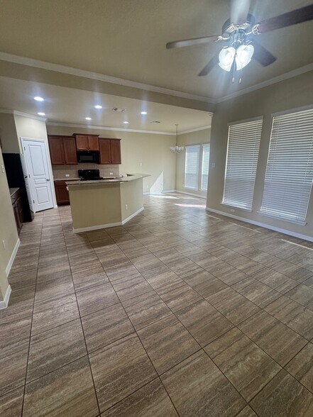 Building Photo - 1107 Rhodactis Dr