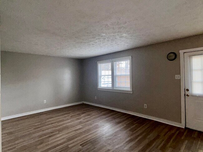 Building Photo - 51 Shields Ln