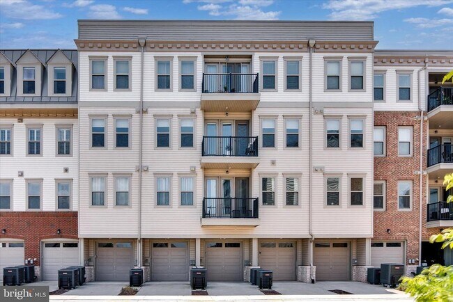 Building Photo - 23630 Havelock Walk Ter