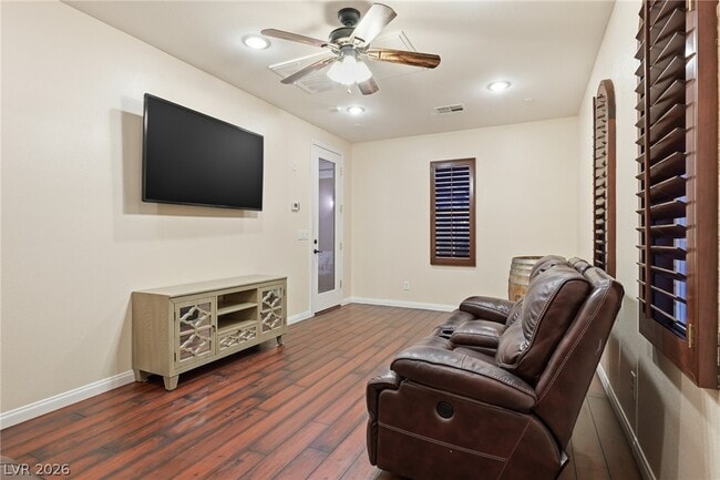 Building Photo - 9801 Turtle Walk Ave