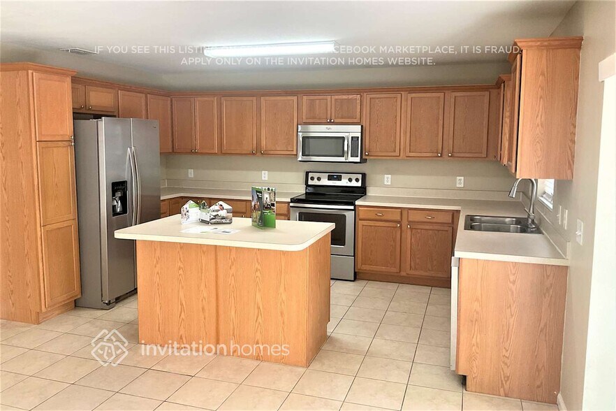 Building Photo - 4355 Millicent Cir