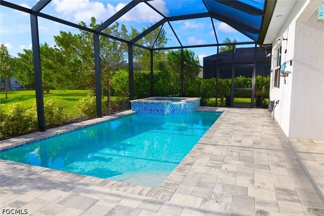 Building Photo - 28000 Longboat Key Run