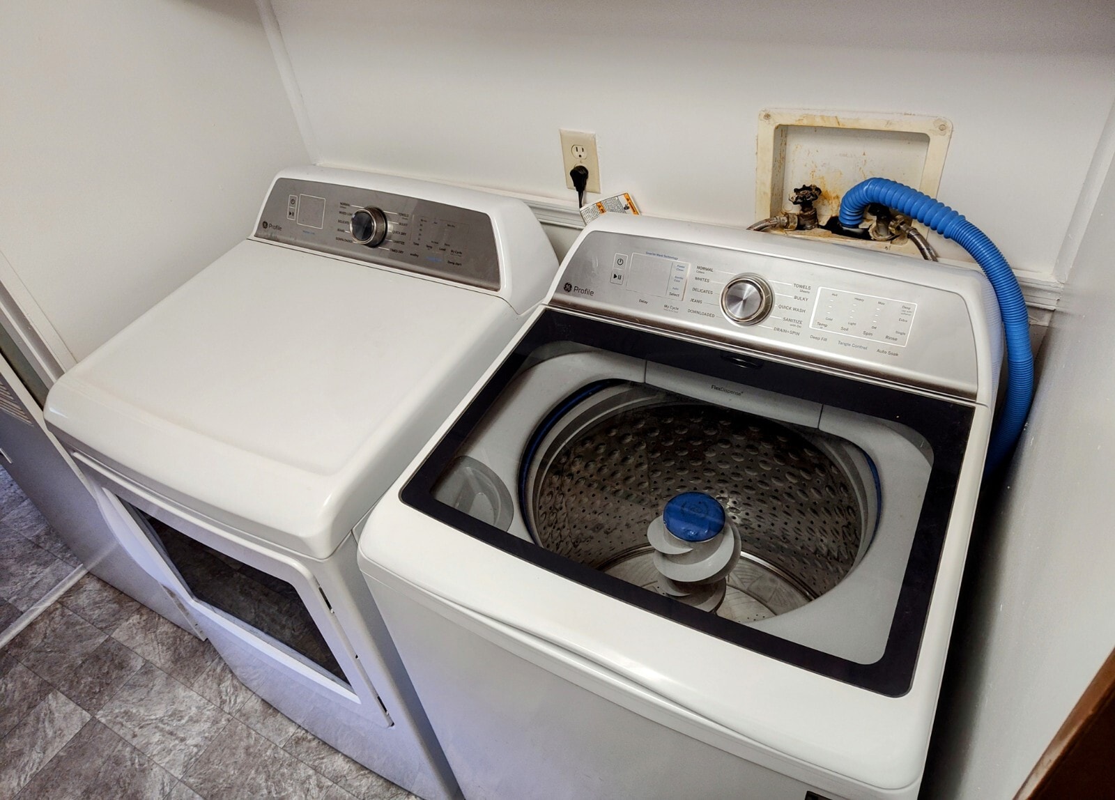 Building Photo - 31101 Greta Rd