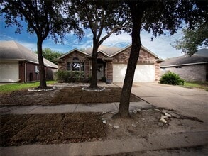 Building Photo - 16714 Mallory Bridge Dr